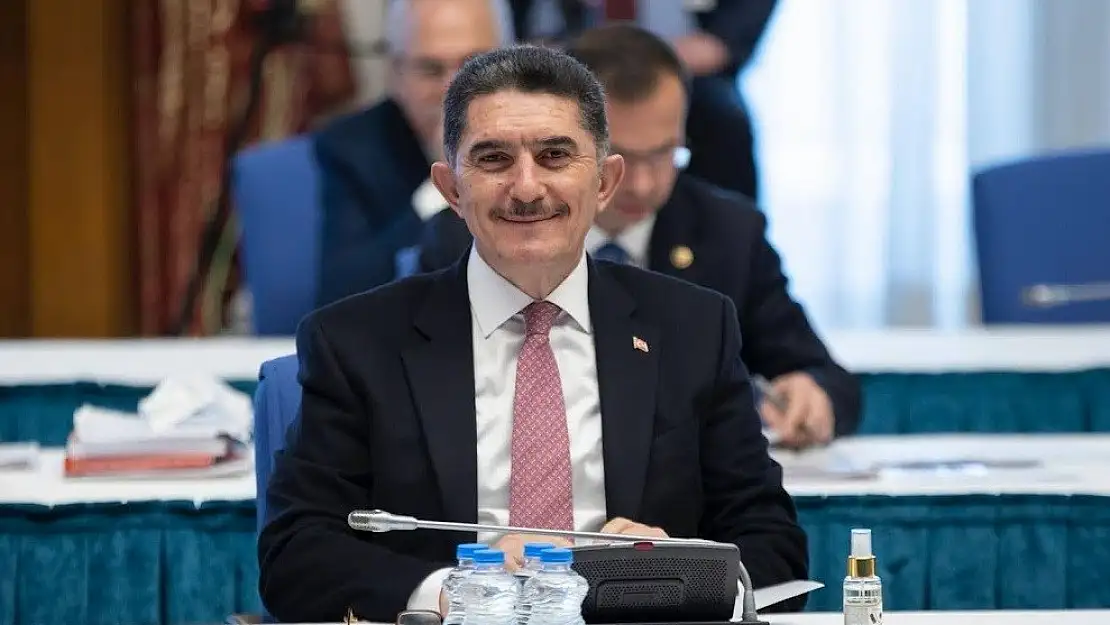 Çelebi, Türkiye ekonomisinin güçlenerek büyüyeceğini söyledi