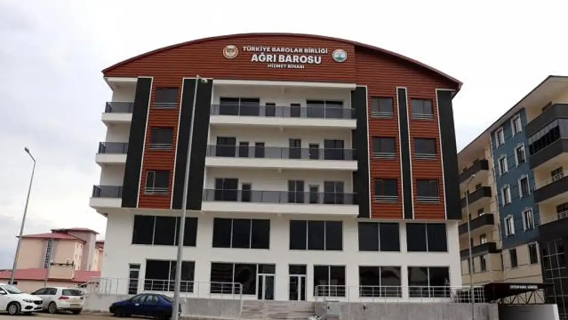 Ağrı Barosu yeni hizmet binasına taşındı