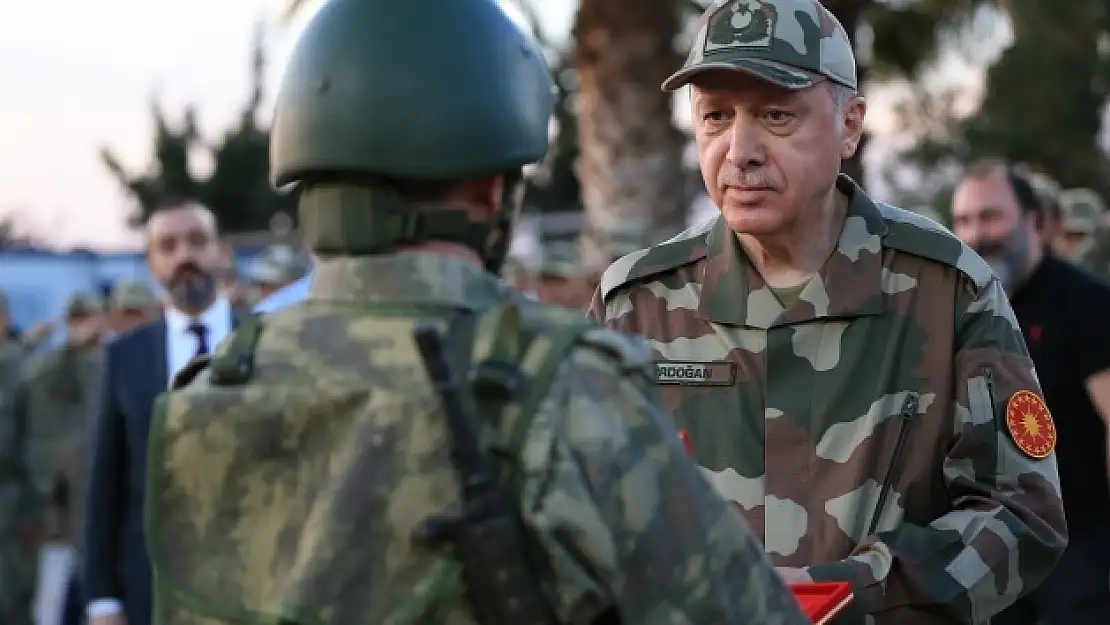 Erdoğan askeri kamufllaj giydi