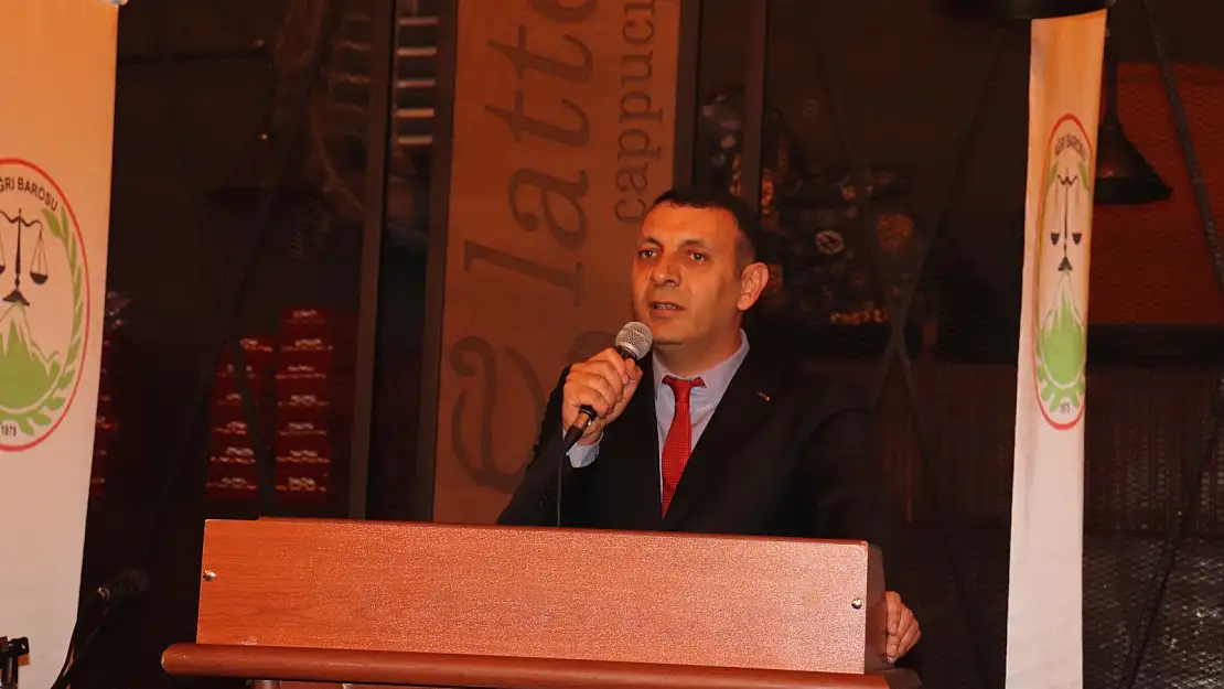 Ağrı'da avukatlar iftar programında  bir araya geldi