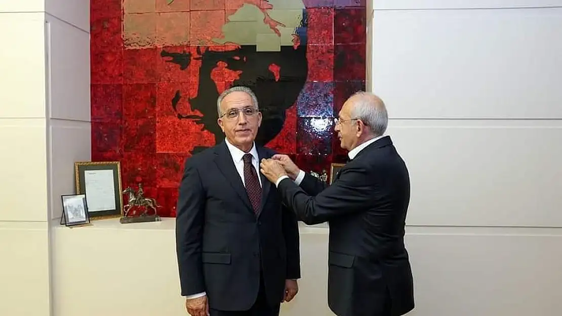 Ertuğrul Eryılmaz CHP'ye katıldı