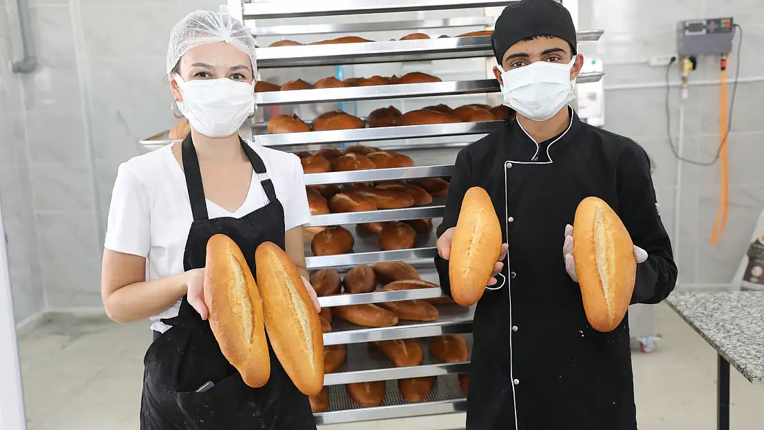 Ağrı'da öğrenciler günlük 10 bin ekmek üretecek