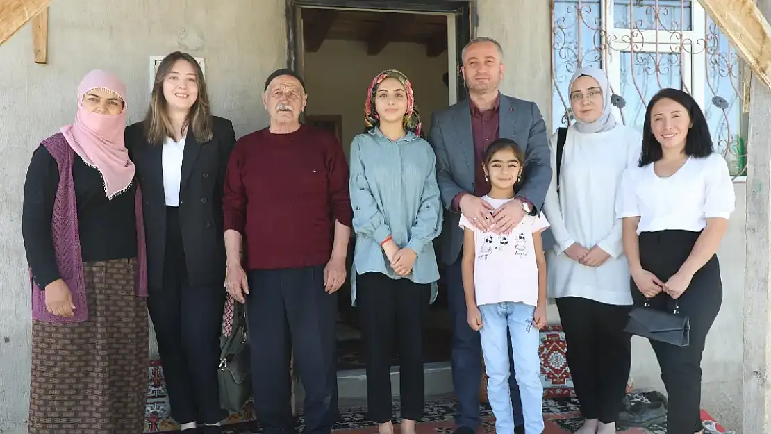 Ağrı'da 'Okulum Beni Bekler ' projesi ile okula gidemeyen öğrenciler okula kazandırılıyor
