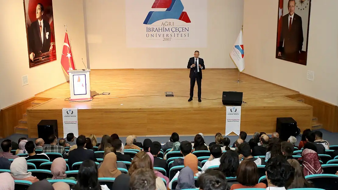 AİÇÜ'de 'AR-GE ve İnovasyon Konferansı' Düzenlendi