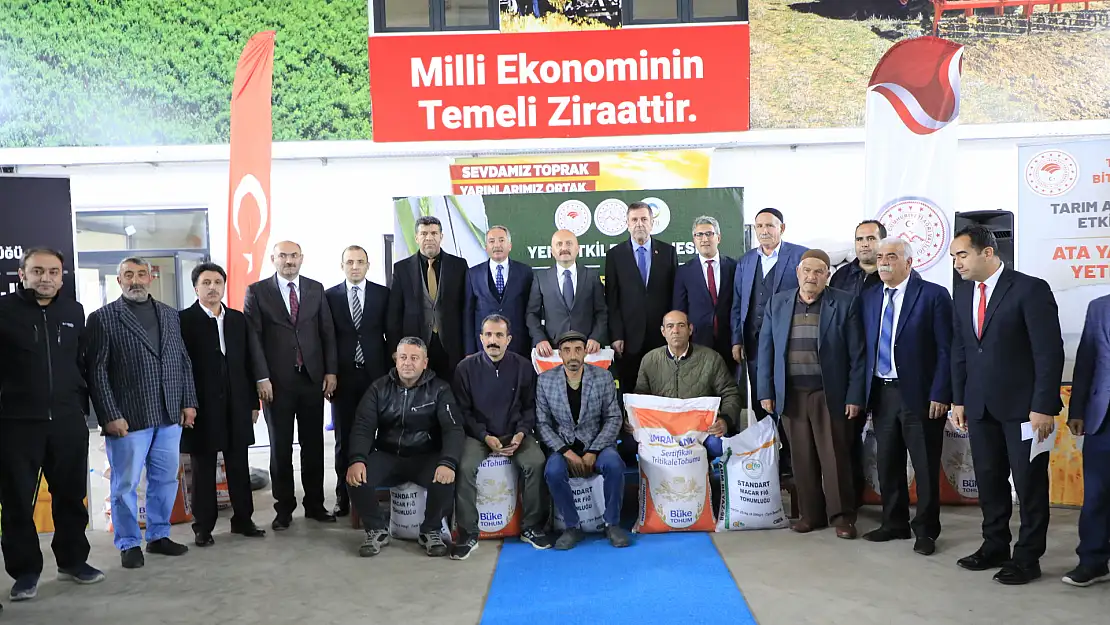 Ağrı'da çiftçilere hibe ile tohum dağıtımı yapıldı