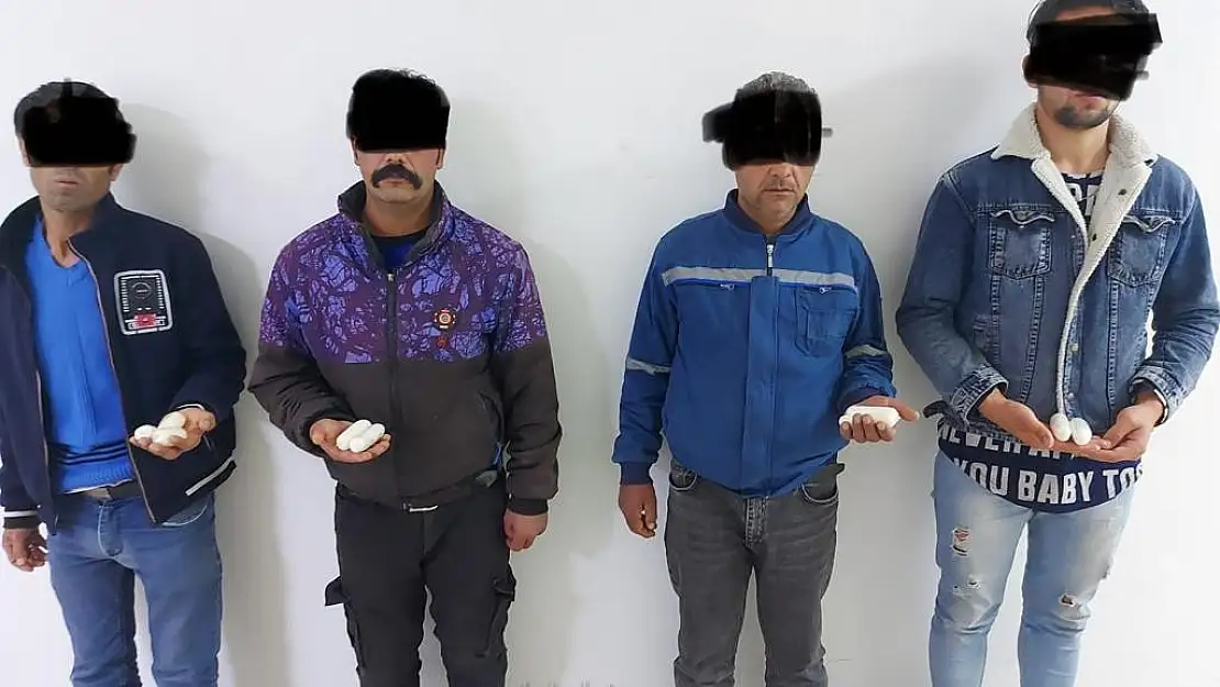 Ağrı'da midesinde uyuşturucu taşıyan 4 kişi tutuklandı