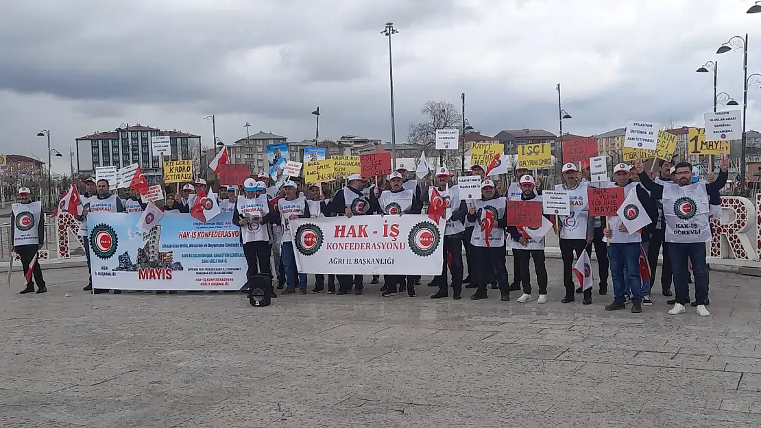 HAK-İŞ Ağrı Şubesi ' Güçlü gelecek için taleplerimizi yine meydanlardan yüksek sesle haykırıyoruz'