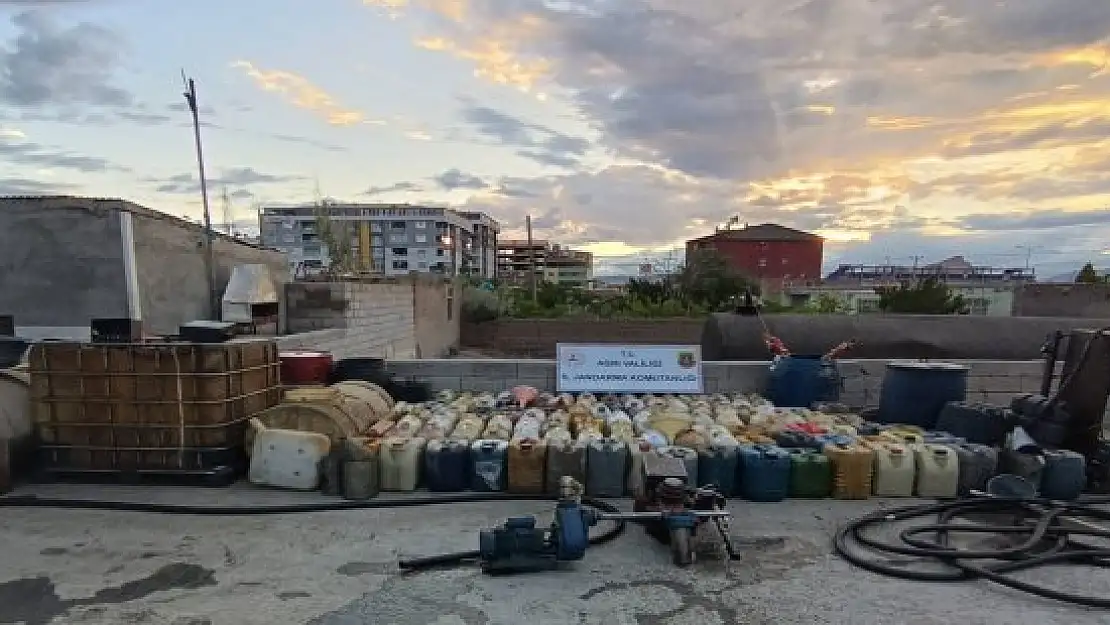 Ağrı'da 5 bin litre kaçak akaryakıt ele geçirildi