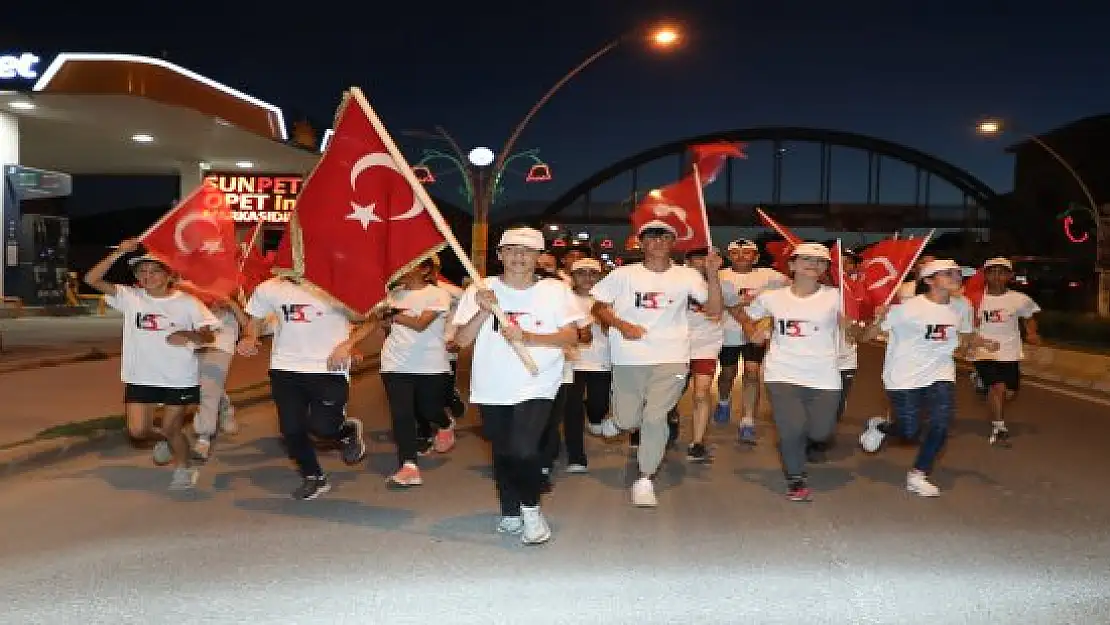 Ağrı'da '15 Temmuz Sancak Koşusu' düzenlendi