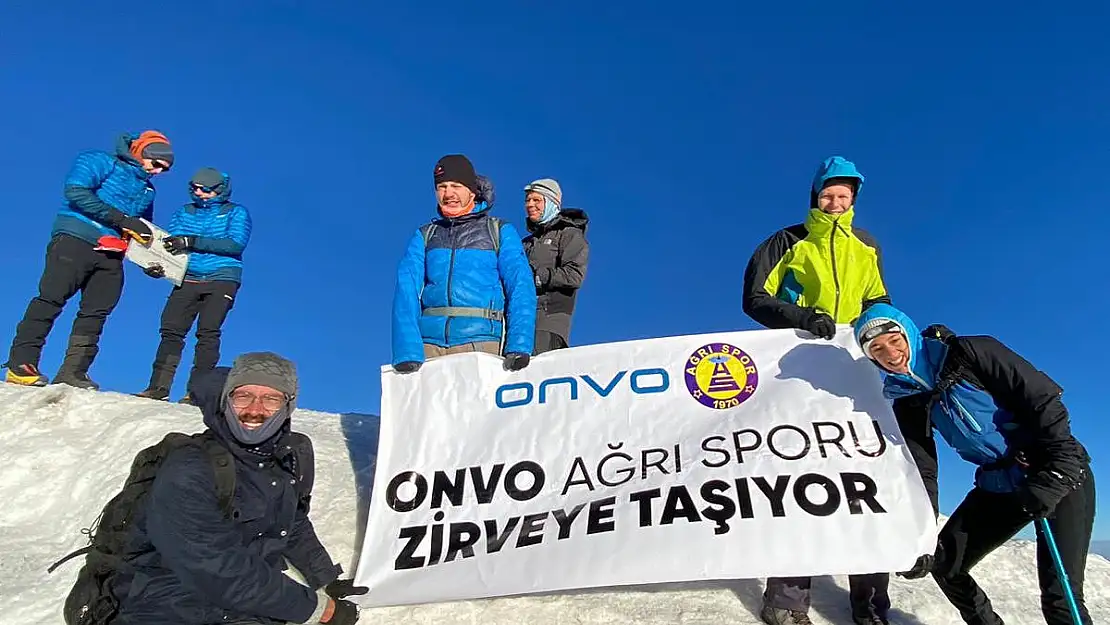 Gönüllü Dağcılar ONVO Ağrı 1970 Sporu, Ağrı Dağı'nın Zirvesine Taşıdı