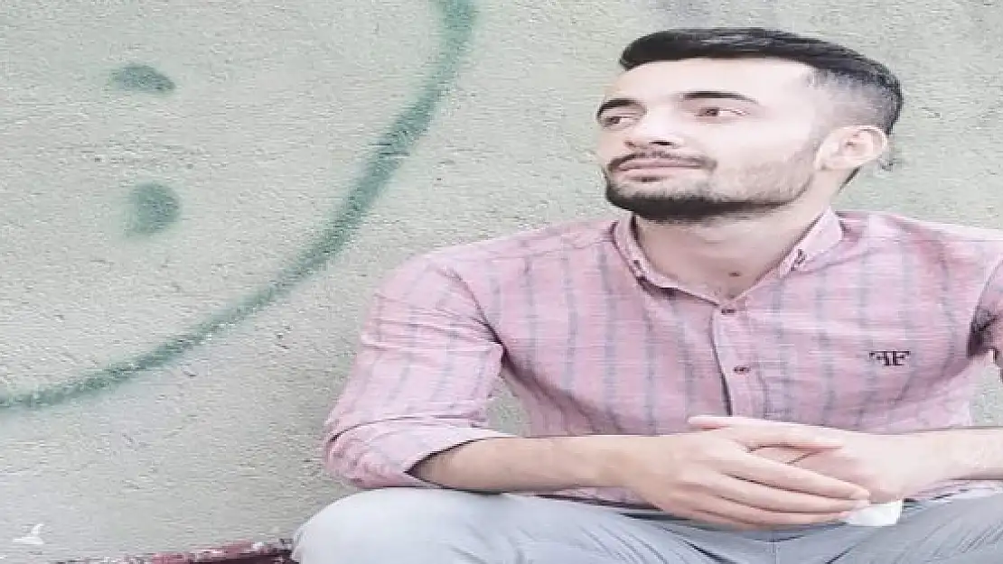 Ağrı'da emniyet kemeri takmayan genç, trafik kazasında öldü