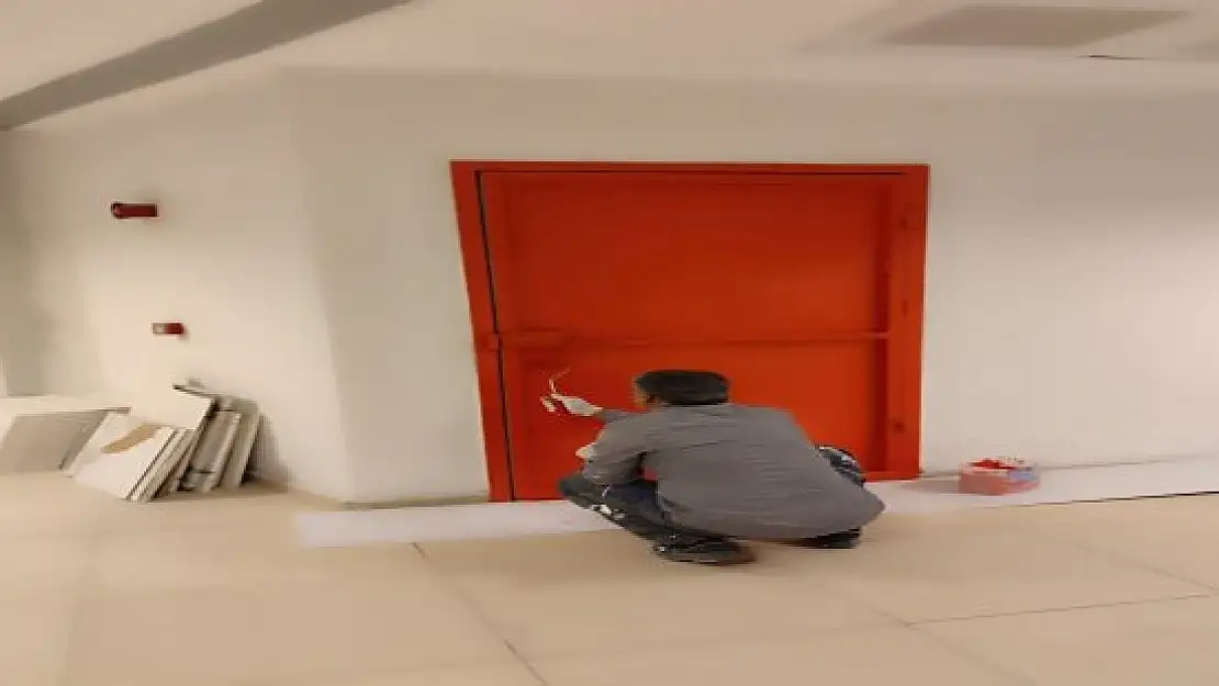 Ağrı Eğitim ve Araştırma Hastanesi, temizlik ve bakım çalışmalarıyla dikkat çekiyor