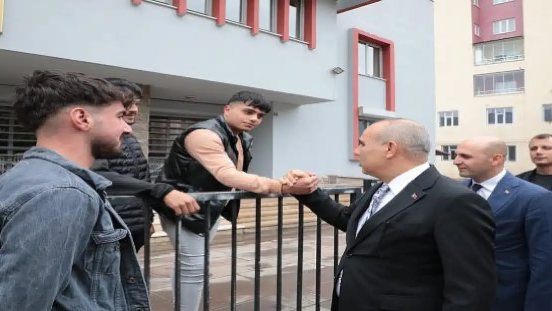 Ağrı Valisi Koç, Doğubayazıt ilçesinde inceleme ve ziyaretlerde bulundu