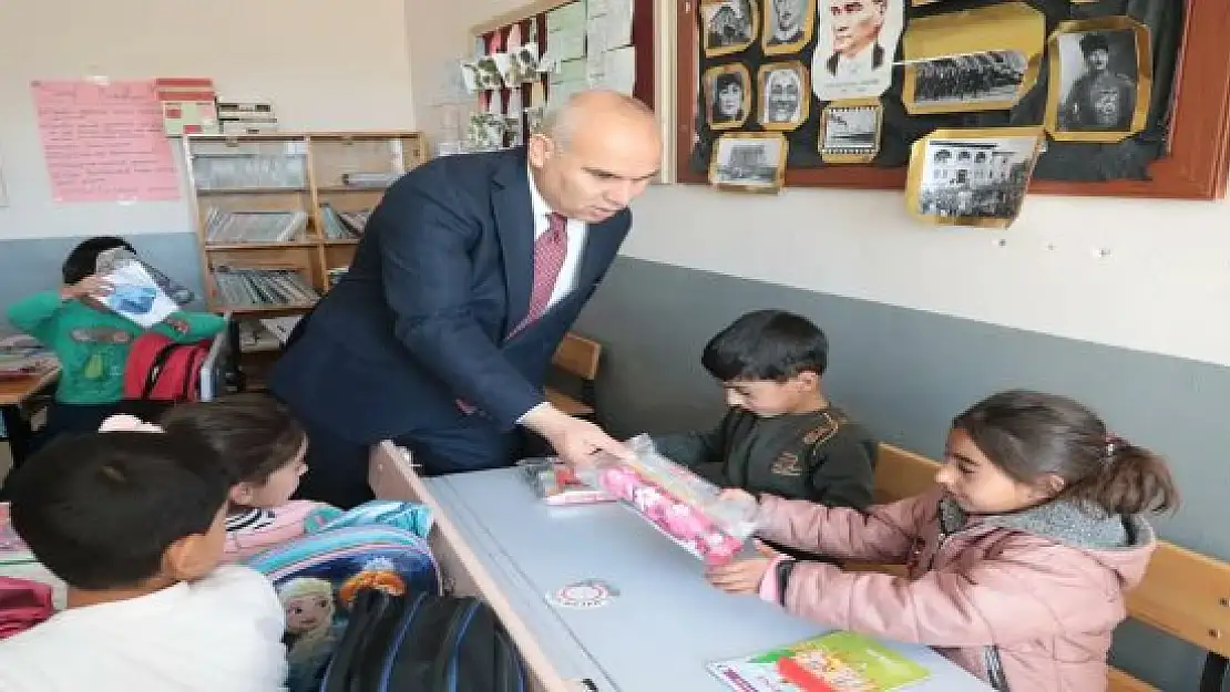 Ağrı Valisi Koç, Kalender köyünde incelemelerde bulundu