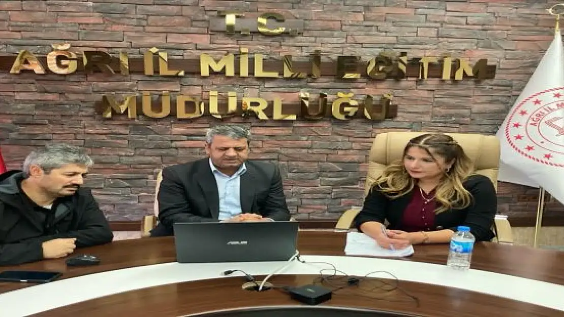 Ağrı'da okul müdürleri, 'Konu Soru Dağılım Tabloları ve Ortak Yazılı Sınavlar' hakkında bilgilendirildi