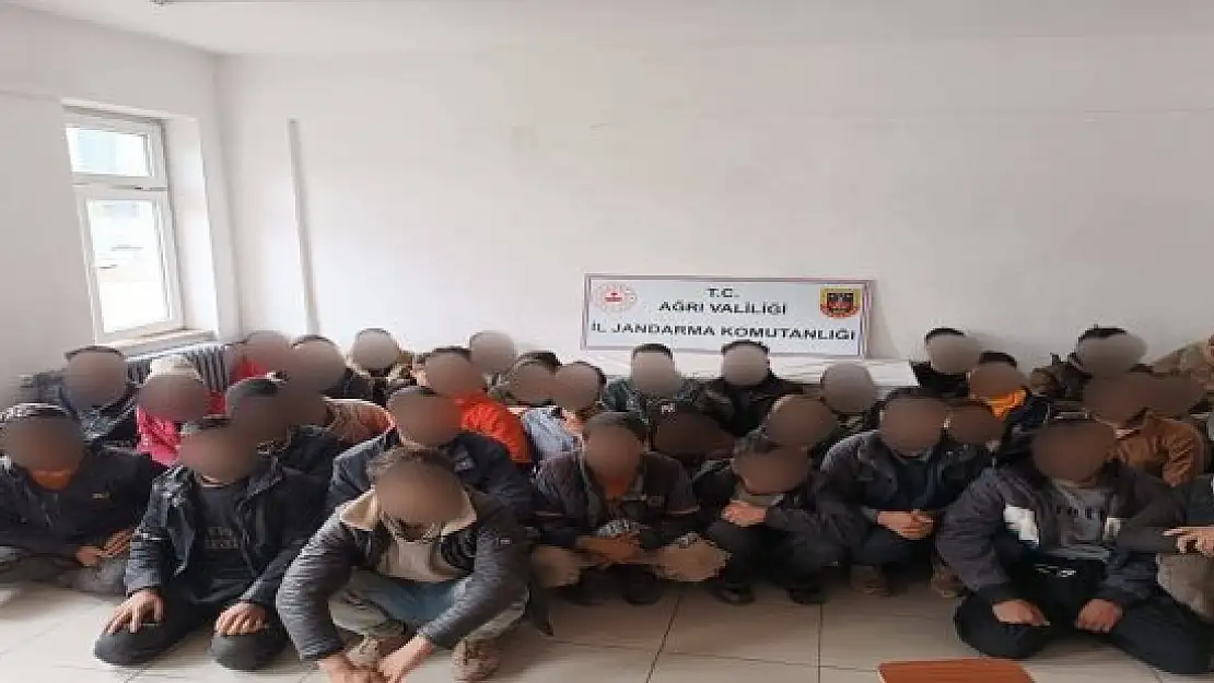 Ağrı'da 49 Afgan göçmen yakalandı