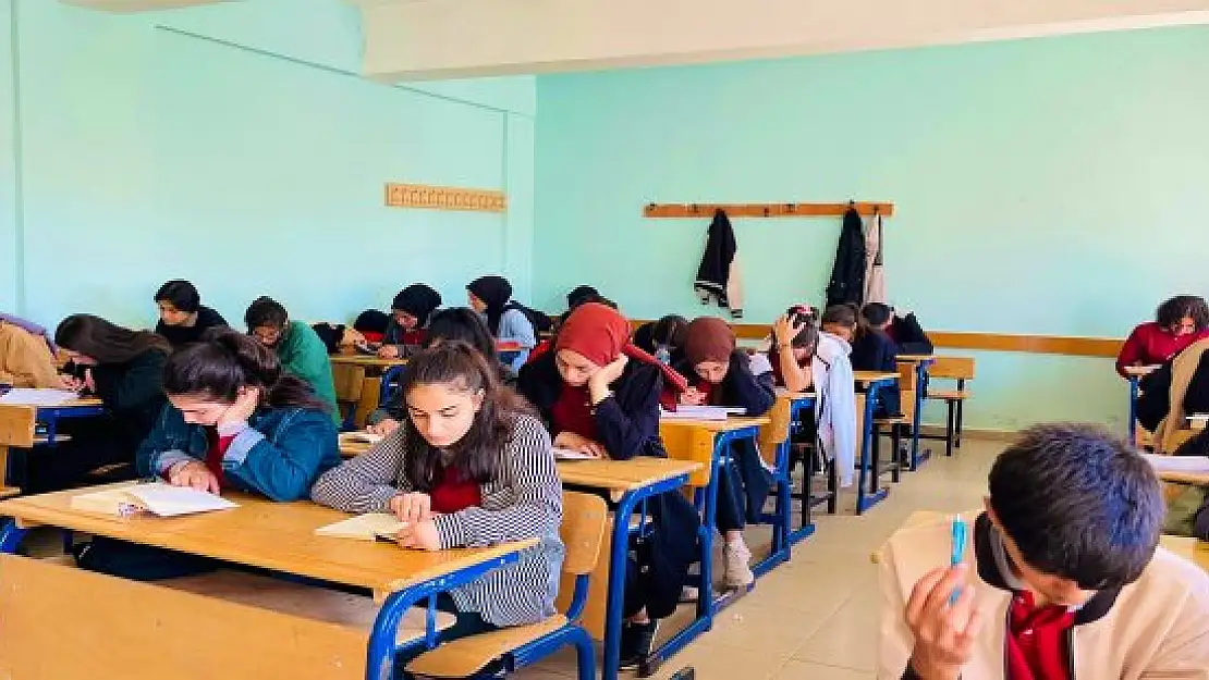 Ağrı'da kitap okuma rekoru!