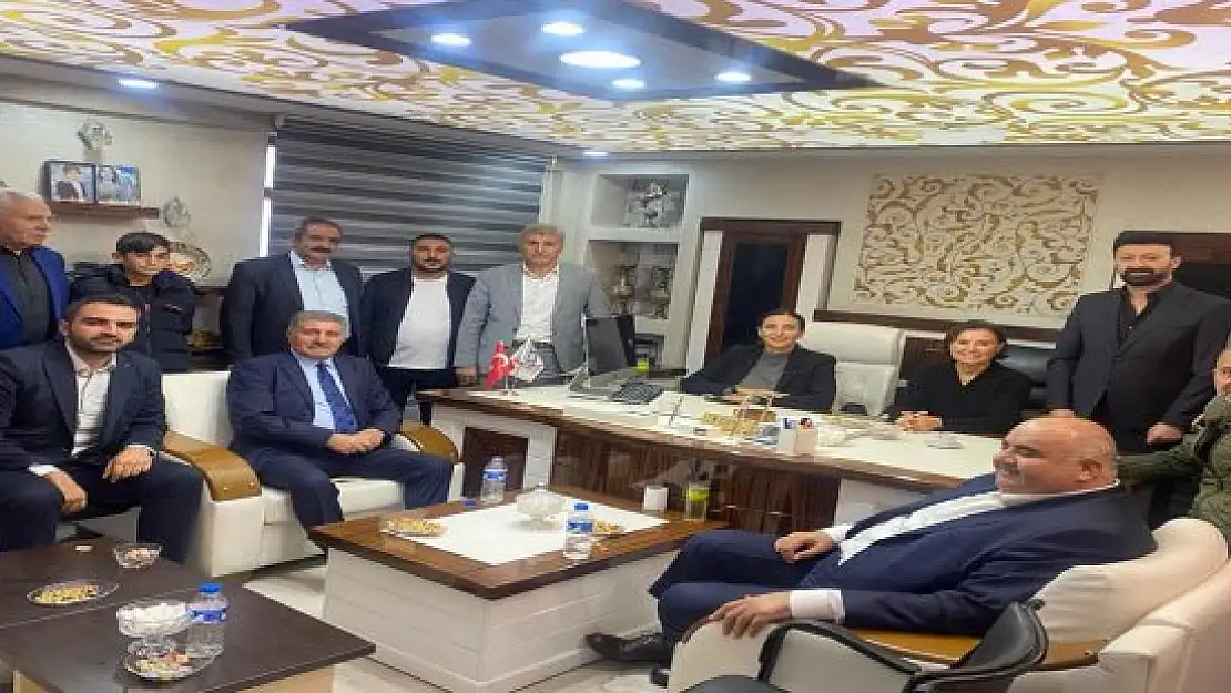 DEVA Partili Milletvekili Rızvanoğlu Ağrı'da yerel seçim sürecini başlattı
