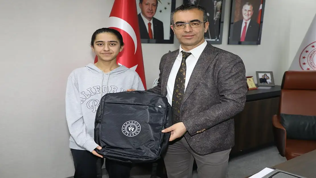 Ağrılı badmintoncu milli takıma seçildi