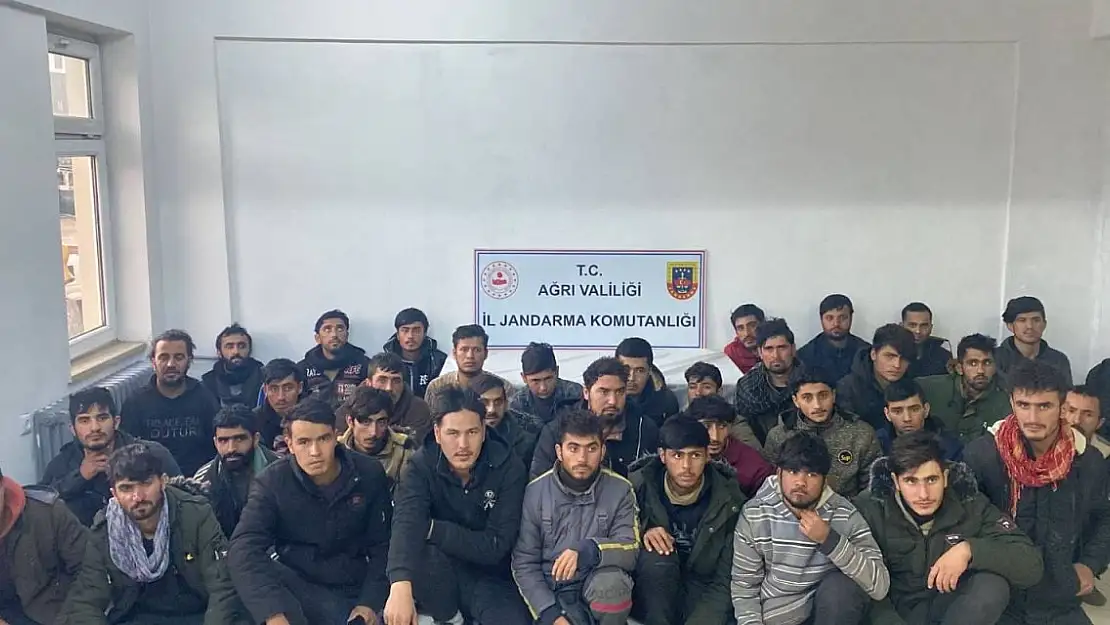 Ağrı'da 125 göçmen ve 8 organizatör yakalandı