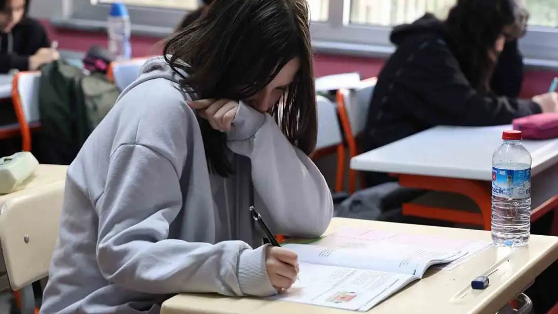 Uzmanlar Uyardı! Çocuğunuza 'yaramaz' deyip geçmeyin