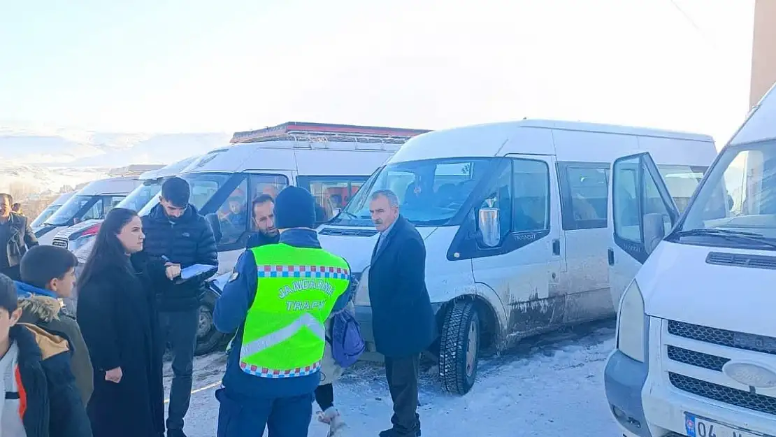 Hamur'da okul araçları denetleniyor