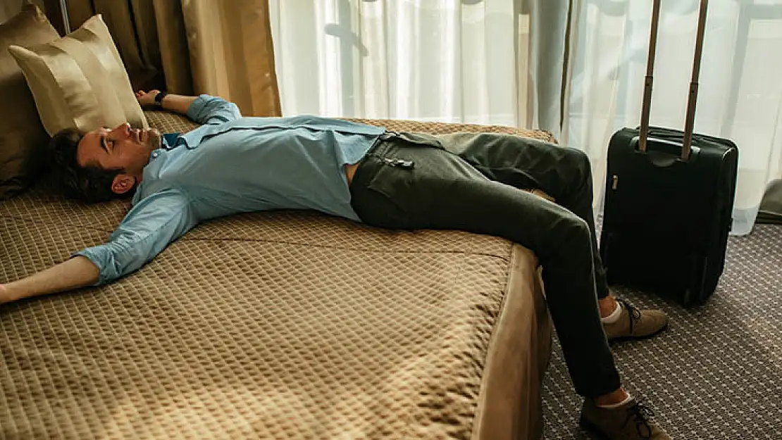 Jet Lag Nedir? Neden Olur?