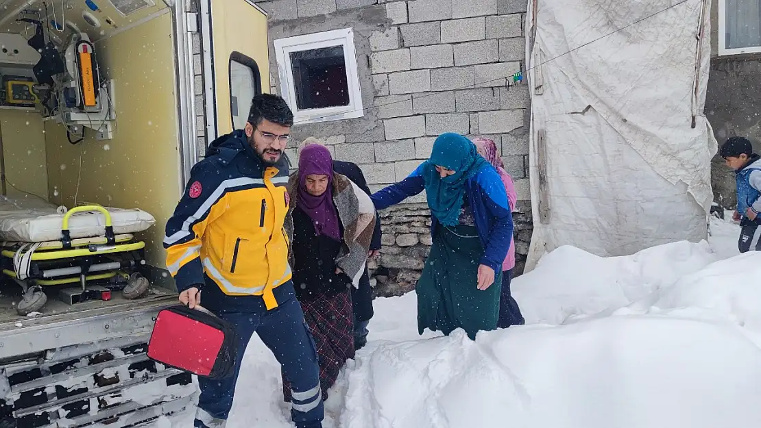 Ağrı'da hamile kadın için sağlık ekipleri seferber oldu