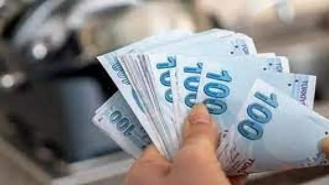 2,5 milyon emekliyi ilgilendiriyor: Zam farkı için ödeme tarihi belli oldu