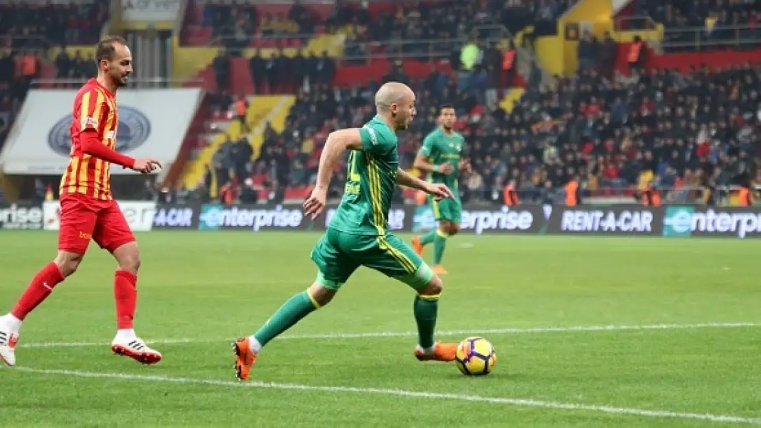 Fenerbahçe Kayseri'ye patladı