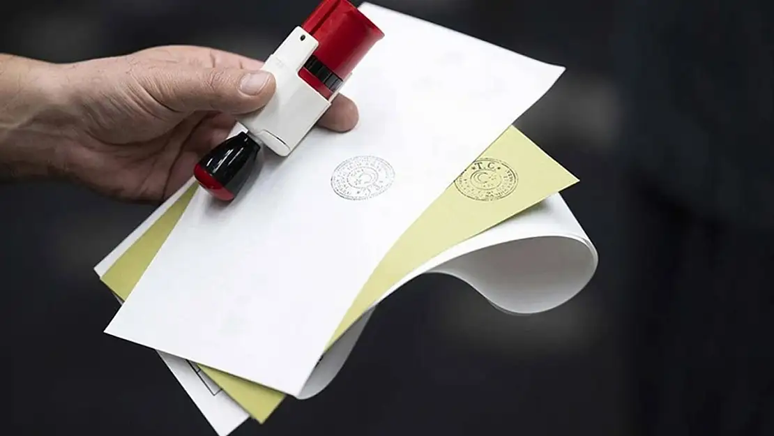 Partilerin oy pusulasındaki yerleri açıklandı! Hangi parti kaçıncı sırada?