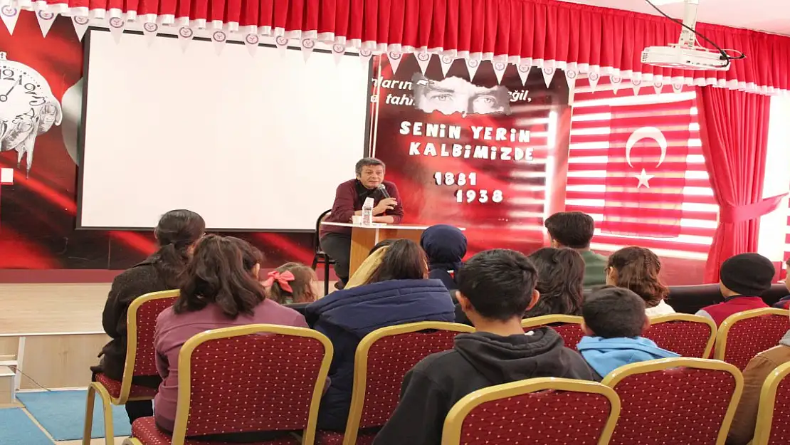 Hamur'da öğrencilere başarı ve motivasyon söyleşisi