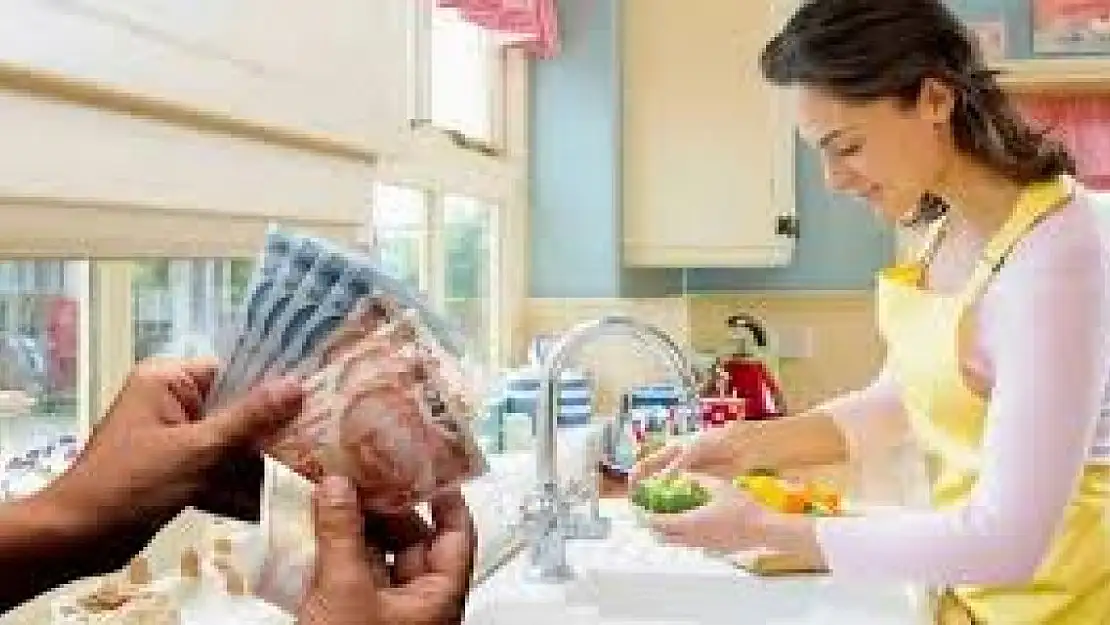 Ev hanımlarına emeklilik mi geliyor? Meclise sunulan teklifte neler var?