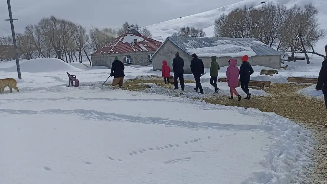 Ağrı'da öğretmenler teyakkuzda