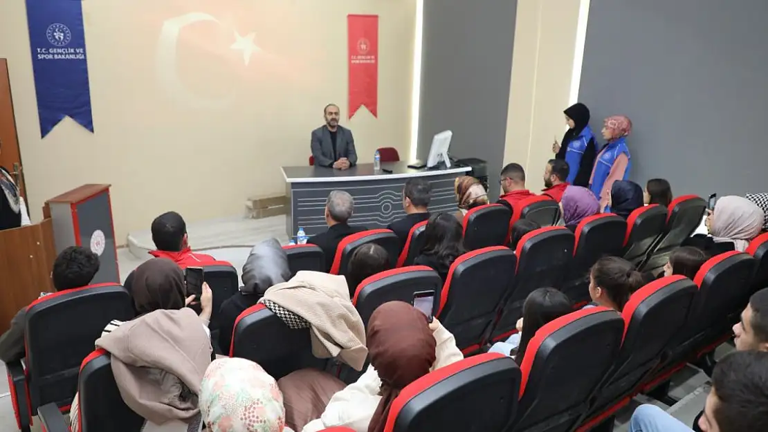 Depremin yıldönümünde Ağrı'da 'Hatim Duası' yapıldı