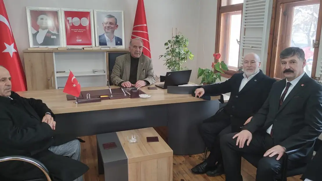 Ağrı YRP Adayı Erim'den tüm adaylara nezaket ziyareti