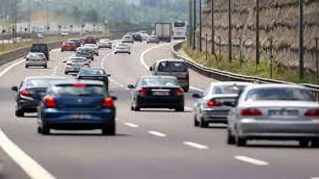 Araç sahipleri dikkat!!!  Zorunlu trafik sigortası için yarın ne olacak?