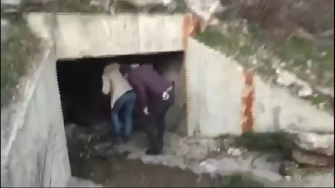 Kan donduran vahşet: 1 yıldır aranıyordu! Döverek öldürüp poşetle dereye atmışlar