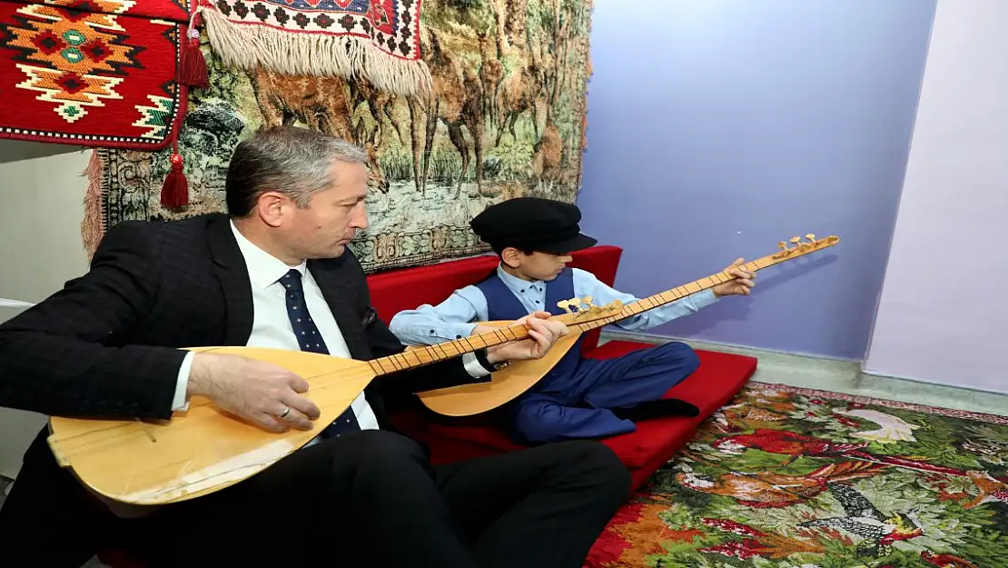 Ağrı'da Atasözleri ve Deyimlerle Dil Zenginliği