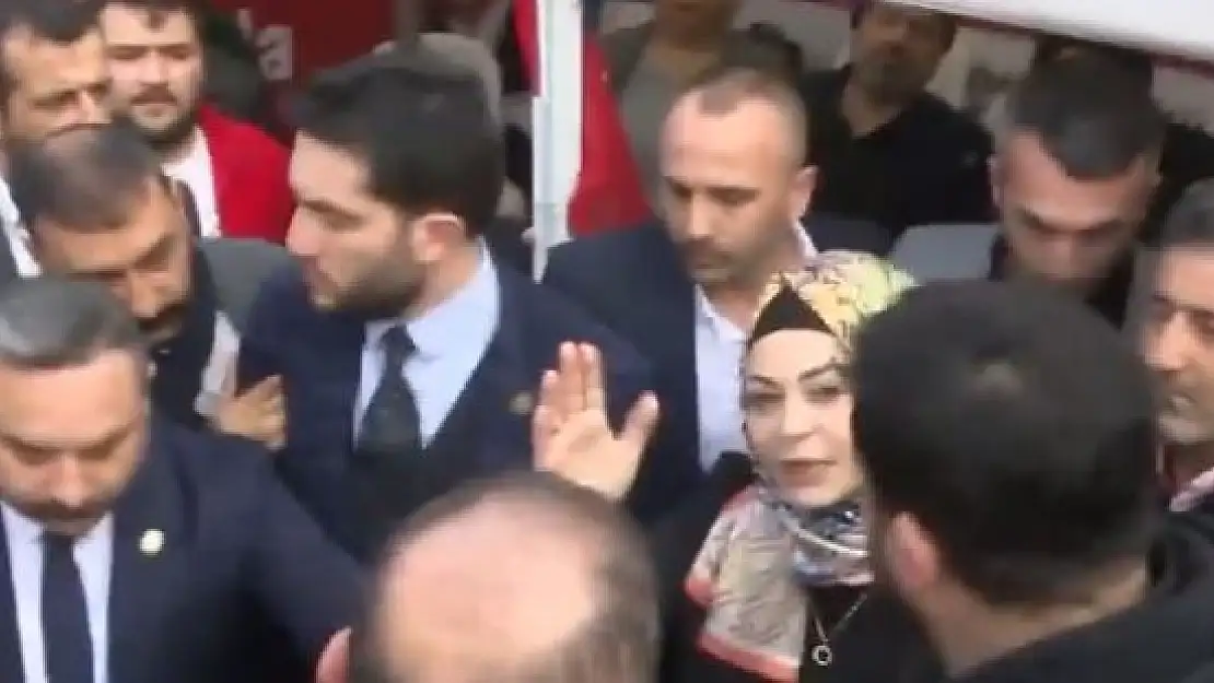 Geri Basın! İmamoğlu'na Soğuk Duş: MHP İlçe Başkanı Bir Anda Karşısına Dikildi