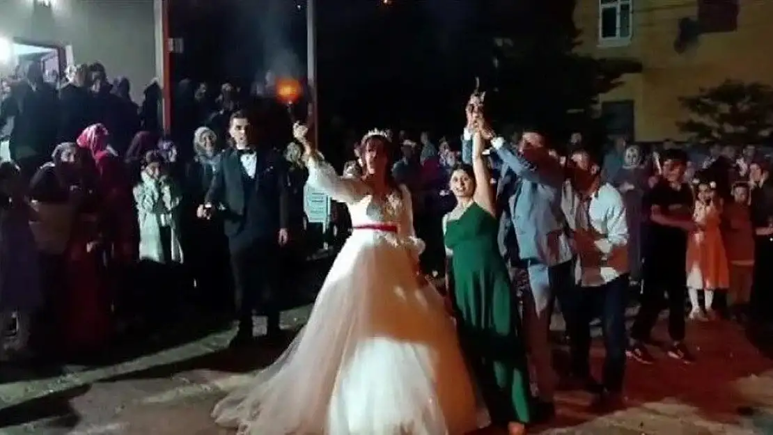 Maganda Gelin ve Damat Faciaya Sebep Oldu!