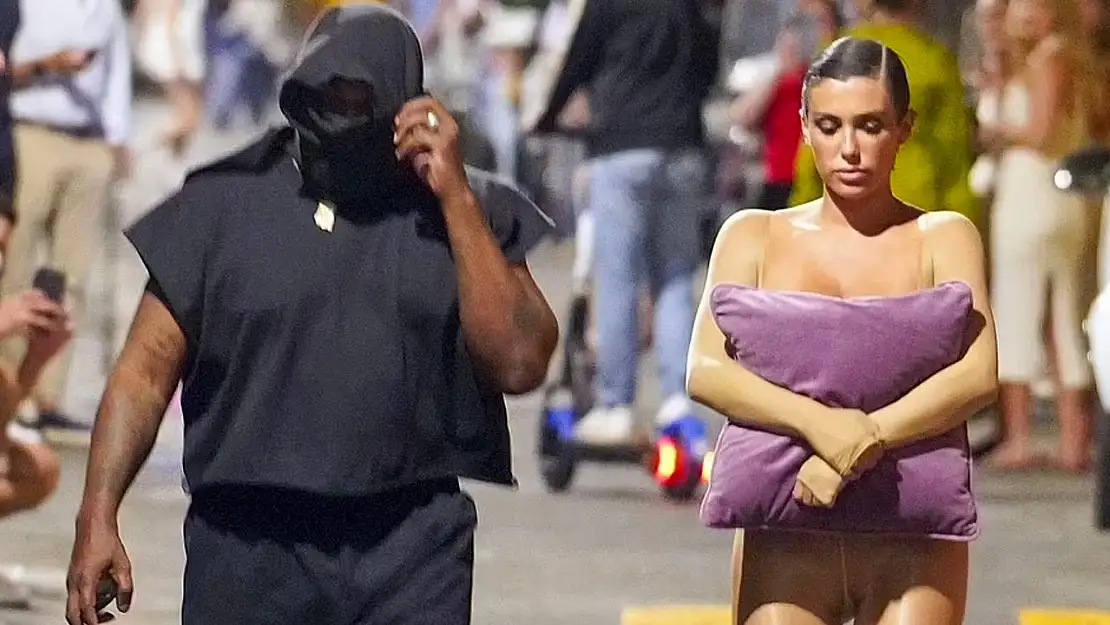 Bianca Censori'nin Radikal Eylemi: Moda Dünyasında Tartışmaların Odağı