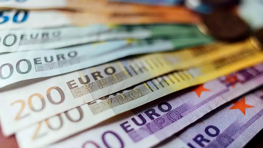 EURTRY 35,00 seviyesinin üzerine çıkarak yeni zirve seviyesini gördü: 35,0338