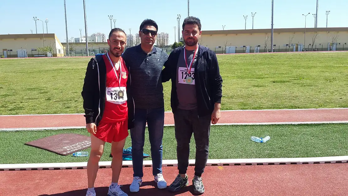 Ağrılı engelli sporcular Antalya'dan madalya ile döndü