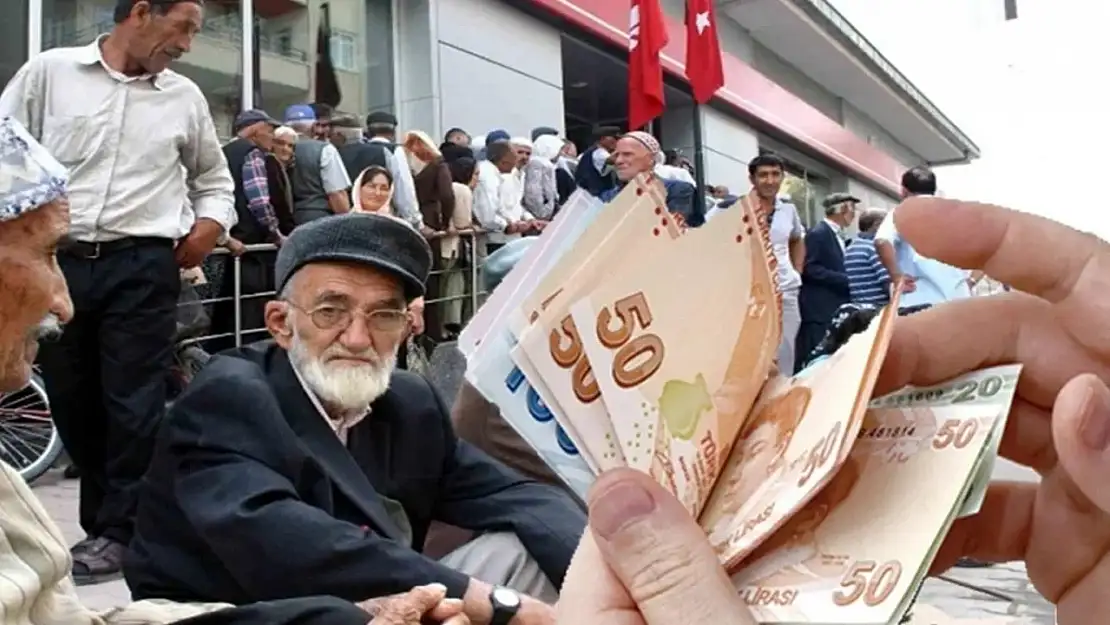 Emekli Kartı' Sürprizi! İşte Beklenen An Geldi: Ne Zaman Kullanılacak, Kimler Faydalanacak?