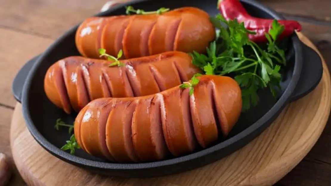 Fazla sosis tüketimine dikkat!