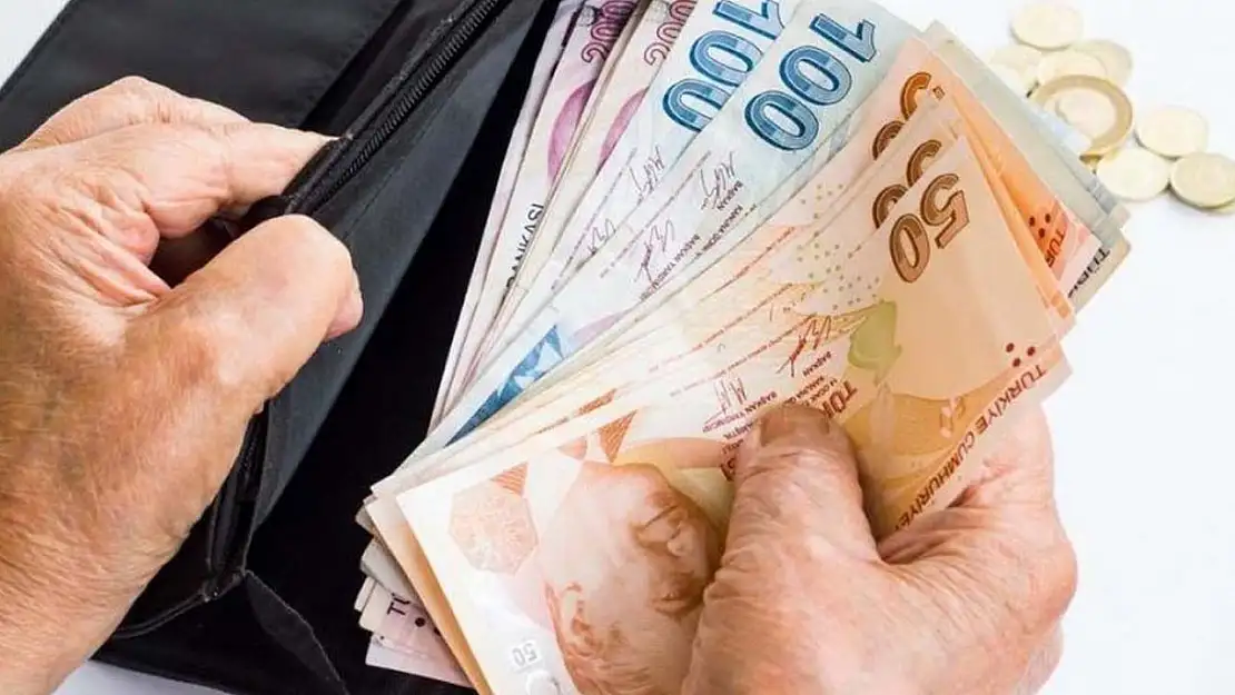 Emeklilere 10 Bin TL Maaş Sürprizi! Gıda ve Fatura Desteğiyle Birlikte İnanılmaz Avantajlar Sizi Bekliyor!