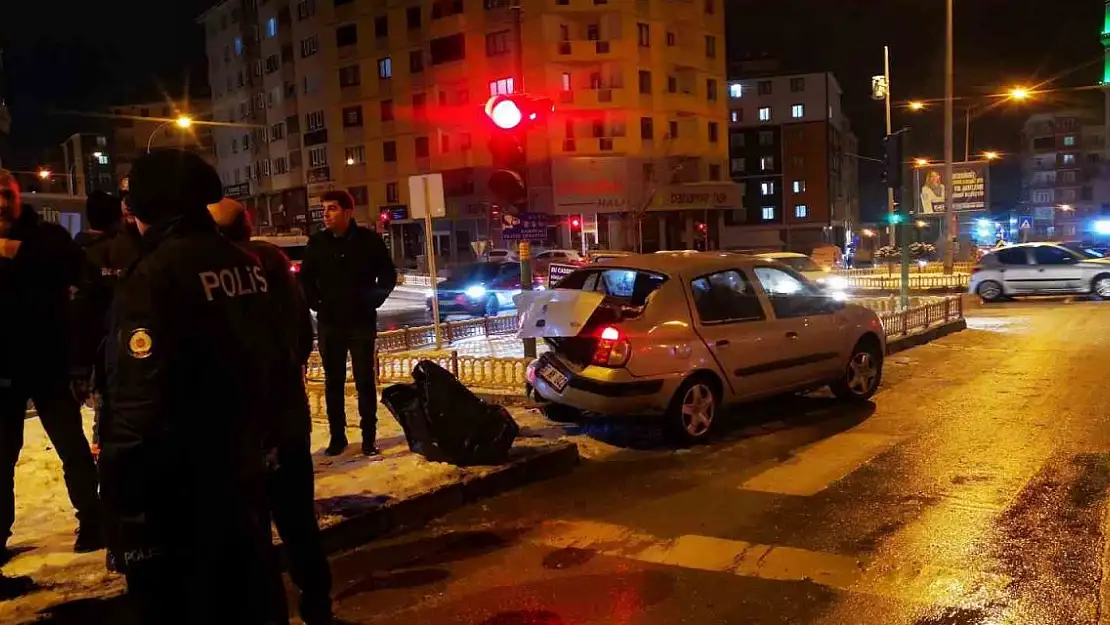 Erzurum'da kar sonrası don kazaları getirdi