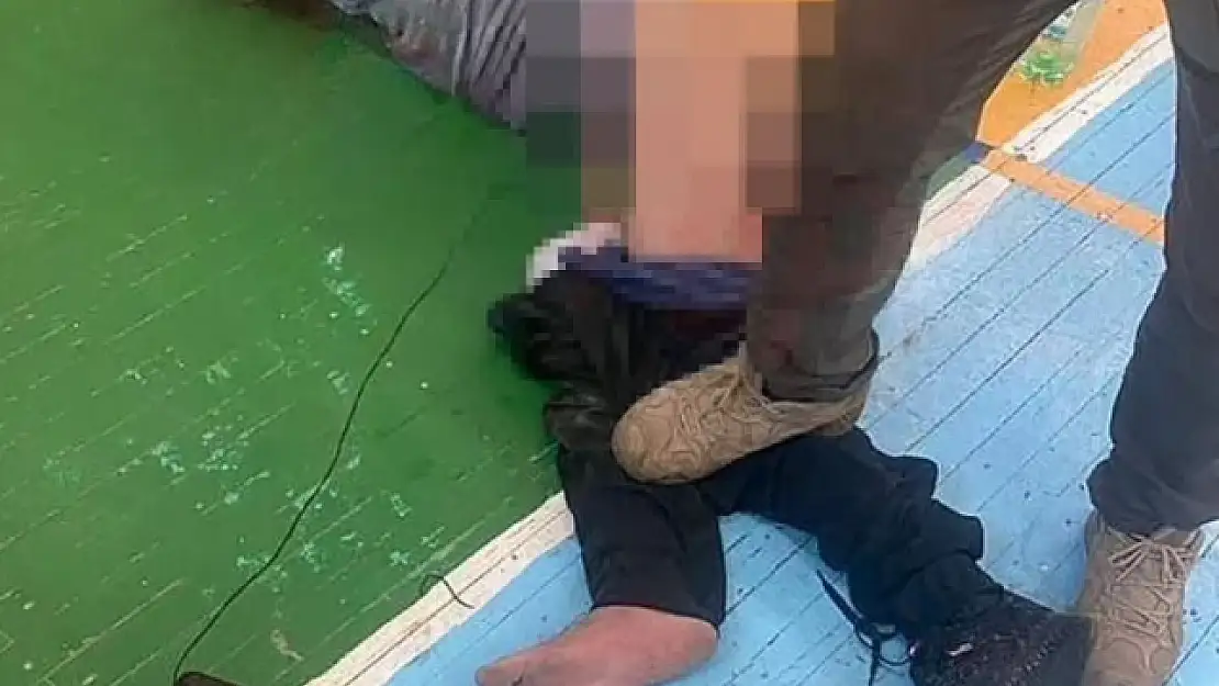 Cinsel Organlarına 80 Volt Elektrik Alan Moskova Saldırganları Bülbül Gibi Öttü