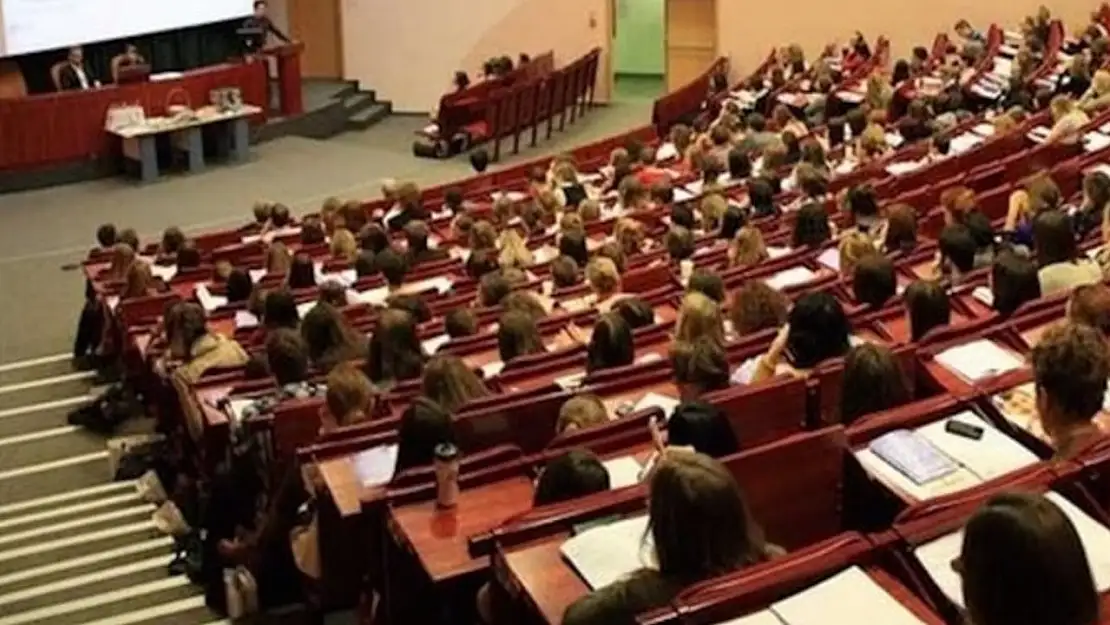 O Üniversite Kaynıyor! Cinsellik Kaynaklı Hastalıklar Doğru mu?